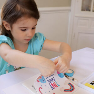 Tiny Easel Traveler Box