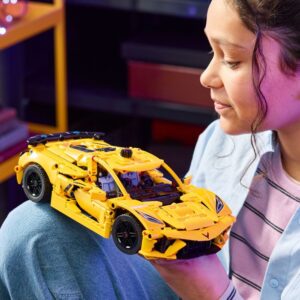 LEGO Technic: Chevrolet Corvette Stingray
