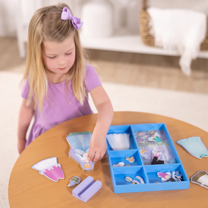 Disney Magnetic Dress Up Cinderella