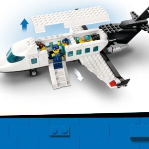 LEGO My City: Airport with Airplane