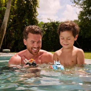 Swimways Monster Jam Wave Sprayers: El Toro Loco & Megalodon