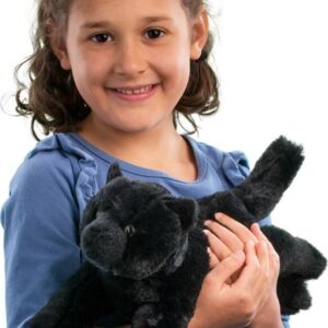 Tug Black Cat